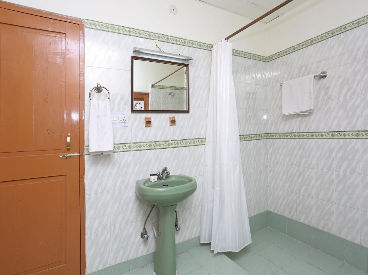 Oyo 7138 Acharya Cottage 马拉里 外观 照片